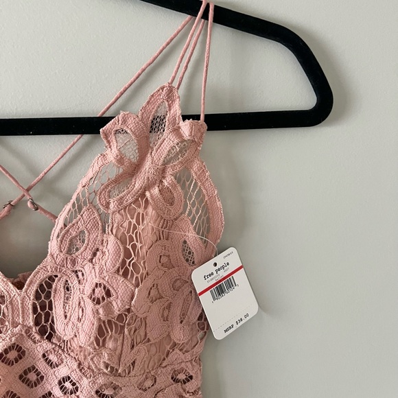 Free People Adella Embroidered Lace Cotton-Blend Bralette XS NWT - Picture 7 of 7